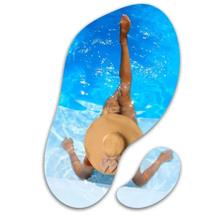 Piscina com agua cristalina